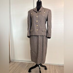 Louis Féraud VTG Set Women’s 8 Jacket Skirt Lawyer Administration Luxury Wool